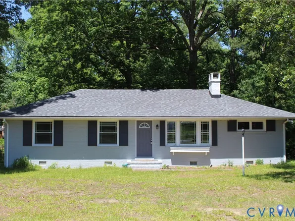 10008 Dakins Dr, North Chesterfield, VA 23236