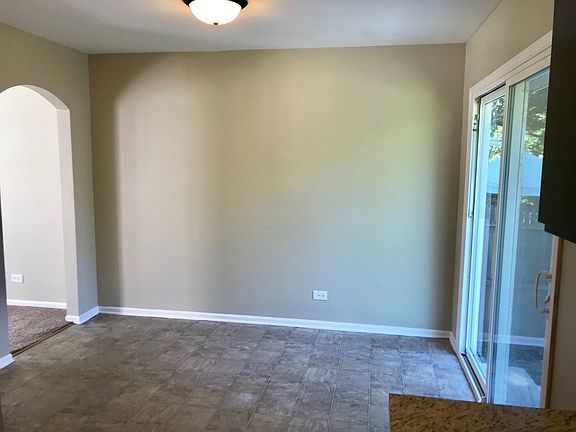 5th image of 16138 Lockwood Ave