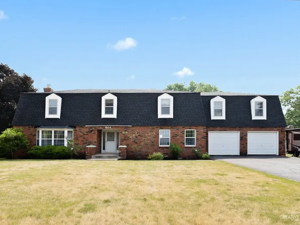 824 S Main St, Sandwich, IL 60548