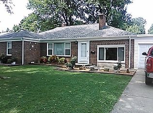 105 S 8th St, Herrin, IL 62948