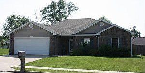 1st image of 4005 Thornwood Dr