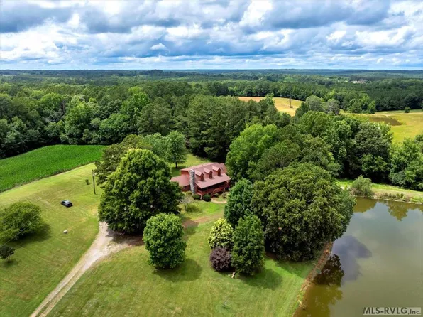 805 Piney Creek Rd, South Hill, VA 23970