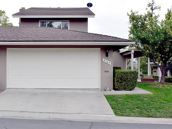 2nd image of 4764 Olivewood Ln