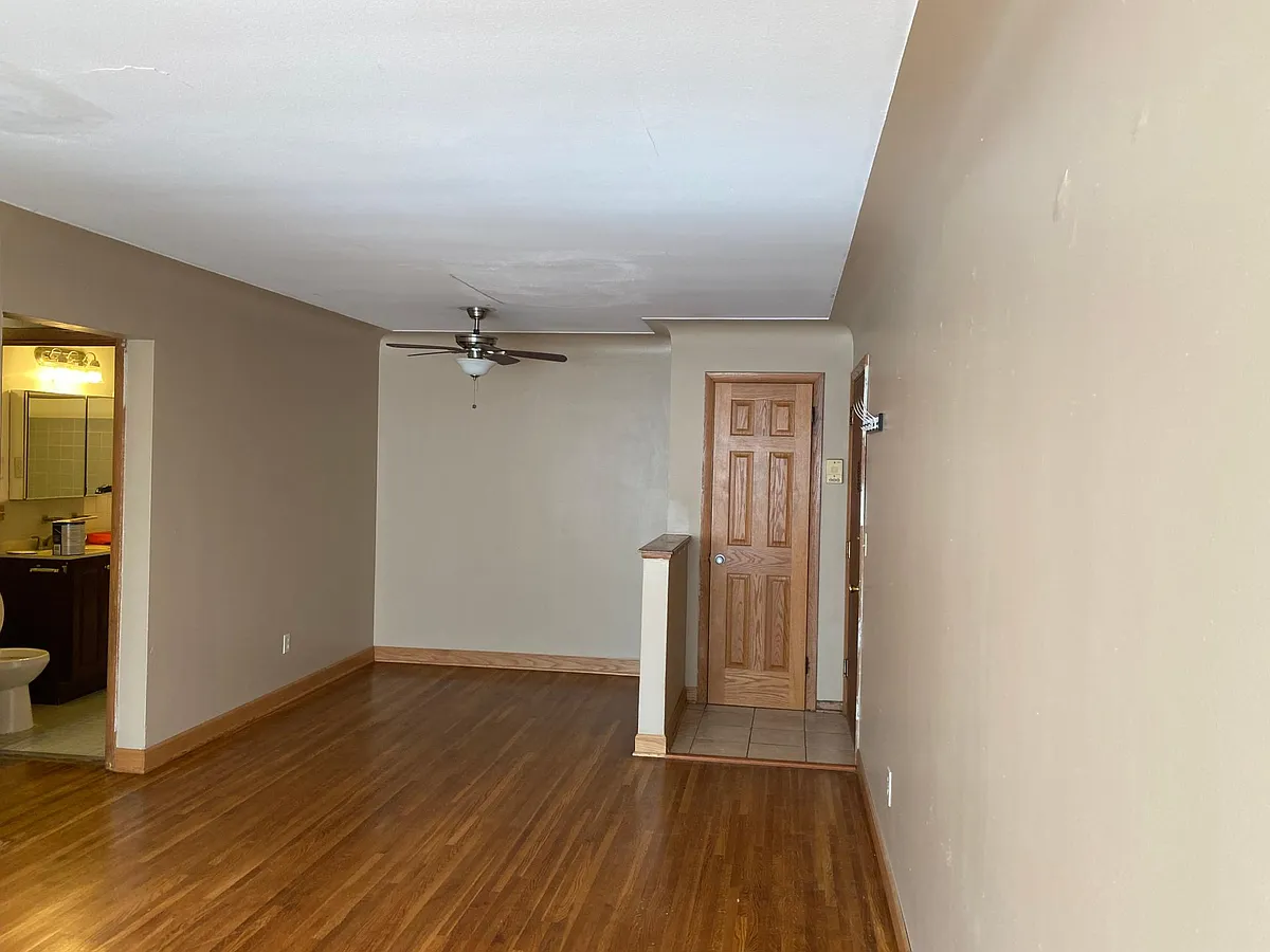 Building Photo - 1823 Ulysses St NE #11