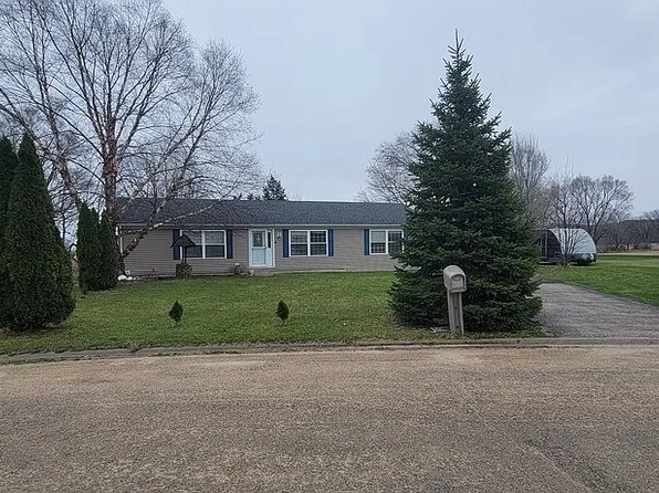 1121 Lakin Ave, Marseilles, IL 61341