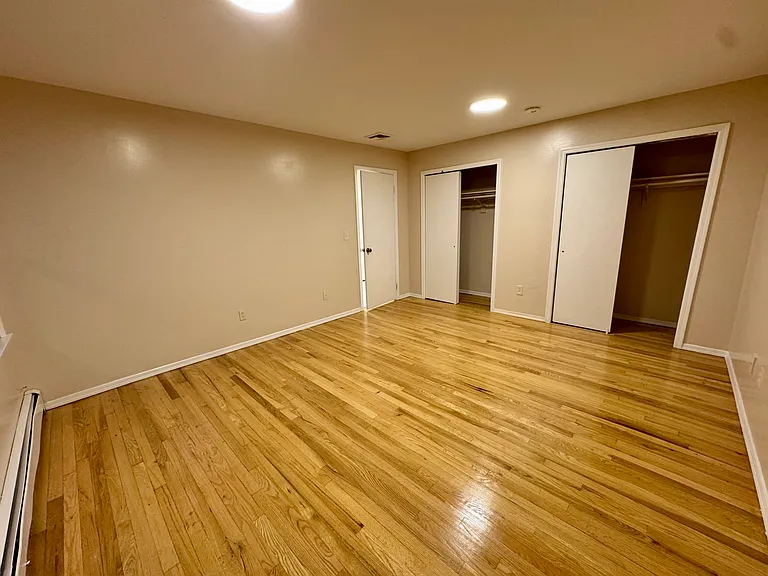 39 Henderson St — Photo 14