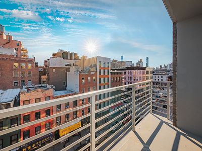 328 Grand St APT 4A, New York, NY, 10002