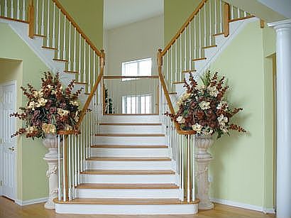 Breath taking, middle overlooks the wall of windows in FR