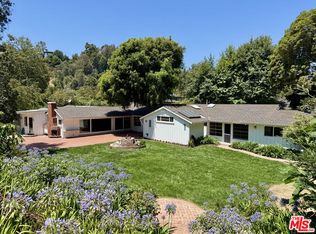 1754 Mandeville Canyon Rd, Los Angeles, CA 90049