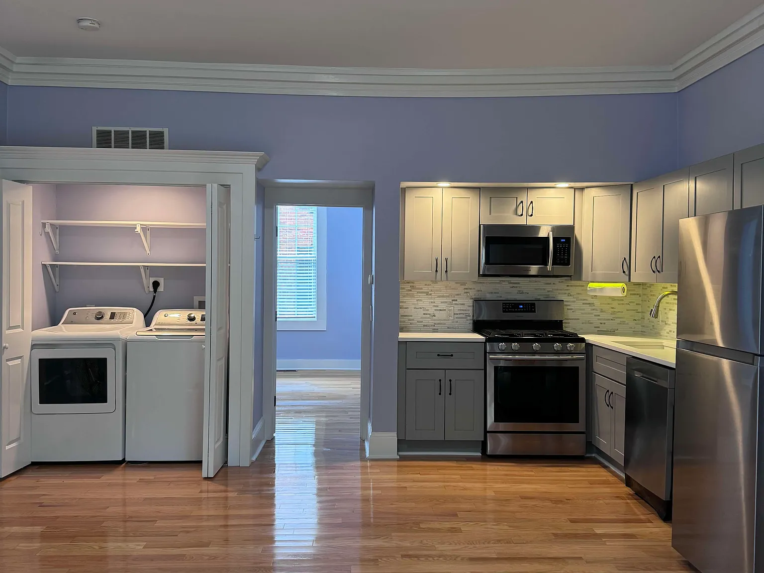 1 bed, 695 sqft, $1,730 — Photo 2