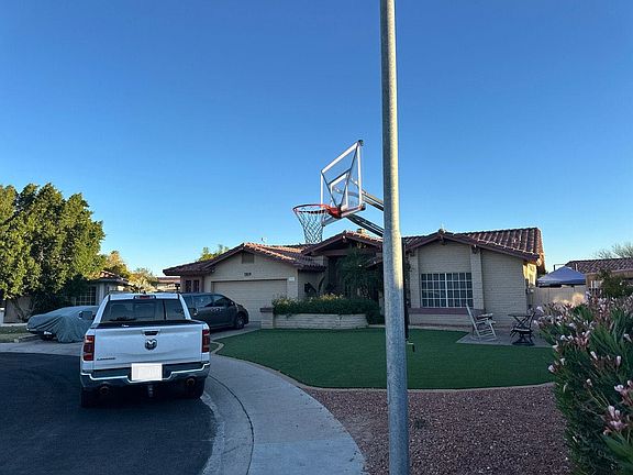 2nd image of 7209 W Larkspur Dr
