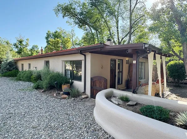 1402A Bishops Lodge Rd, Santa Fe, NM 87506