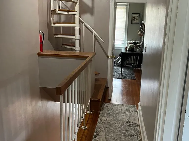3301 Kensington Ave — Photo 22