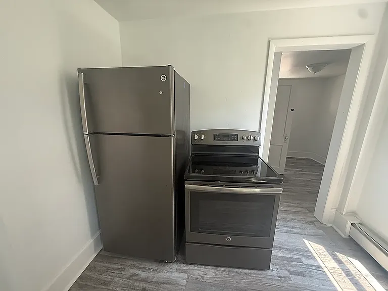 88 7th Ave #1 — Photo 7