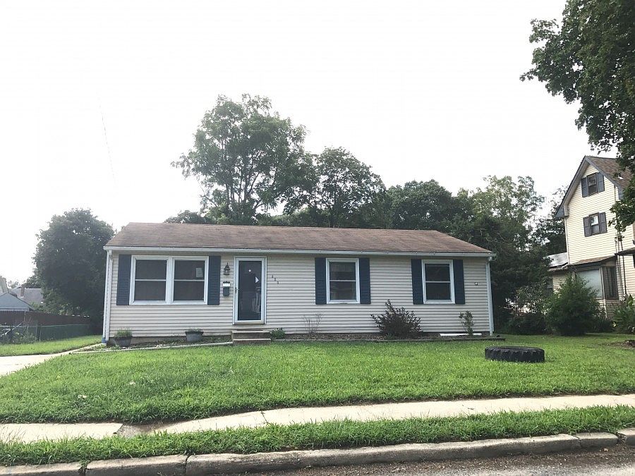 1st image of 320 N Pearl St