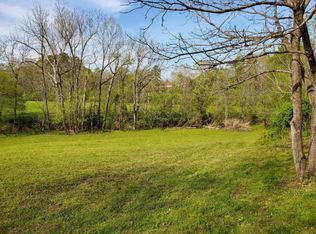 1433 Chickadee Cir, Maryville, TN 37801