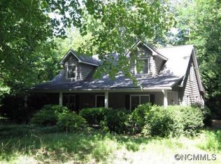 1346 E Lakeshore Dr, Landrum, SC 29356