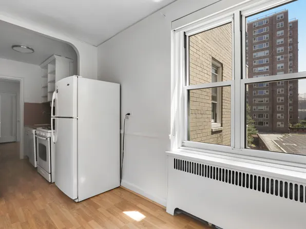 360 Cabrini Boulevard image 1 of 12