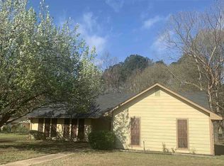 305 Briar Vis, Jackson, MS 39212
