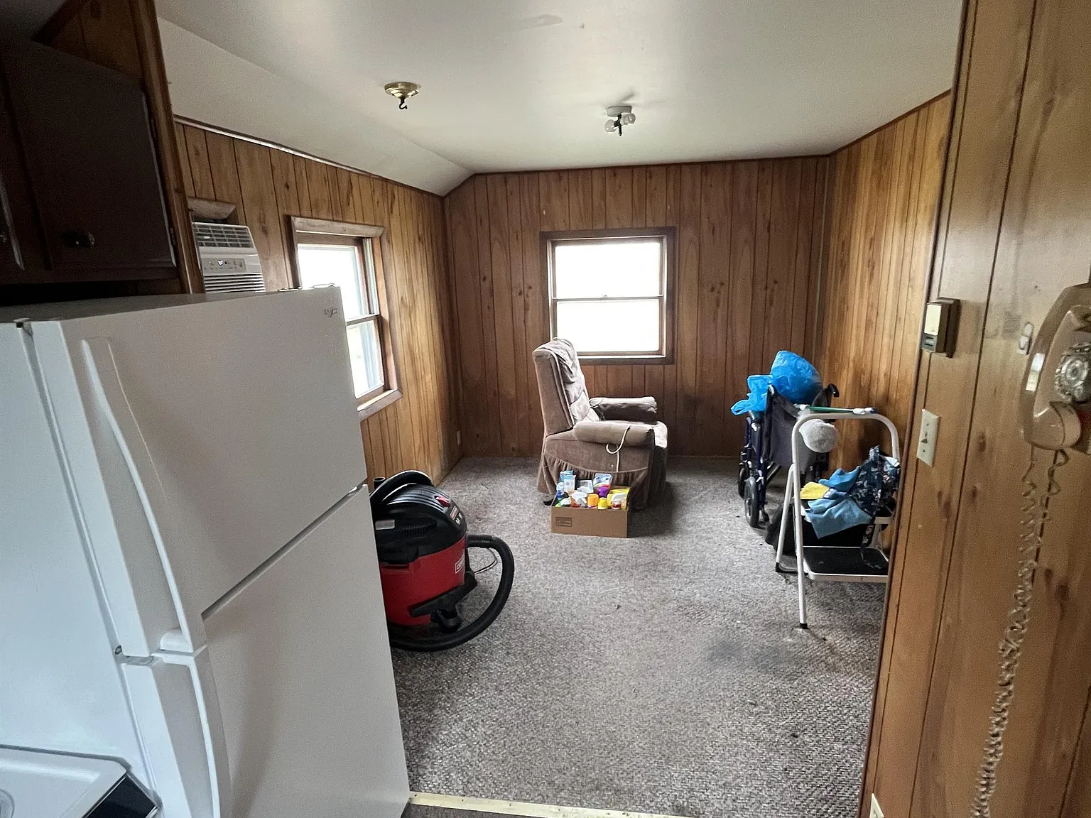 226 Beaver Avenue Northeast - D — Photo 1