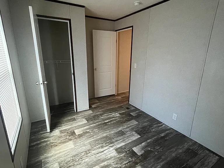 9500 S Heights Rd #131 — Photo 6
