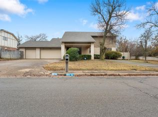 404 Timber Ridge Rd, Edmond, OK 73034
