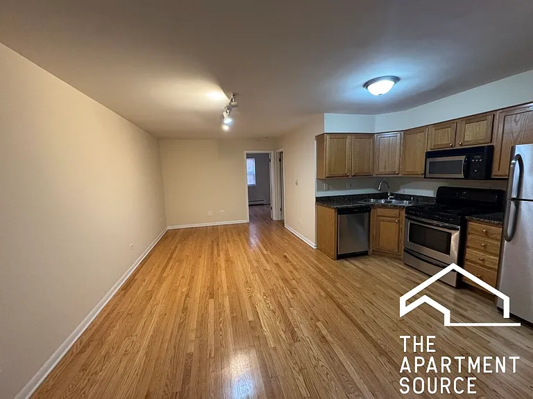 4056 N California Ave #2C — Photo 3
