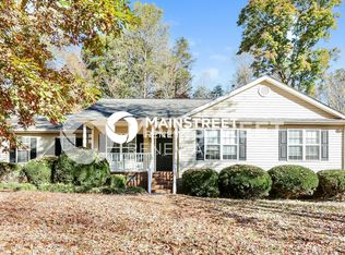 1107 Foxhaven Dr, Greensboro, NC 27455