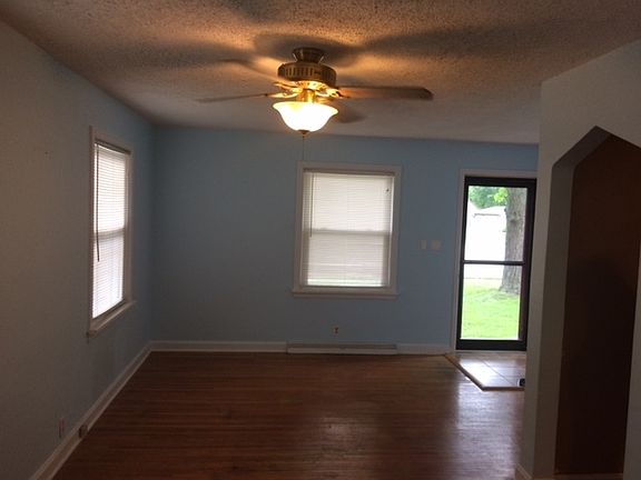 2nd image of 821 Loves Park Dr