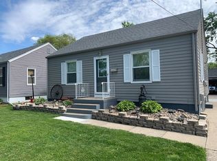 5722 Lincoln Ave, Des Moines, IA 50310