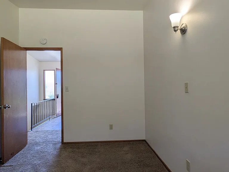 Bel Air Apartments — Photo 53