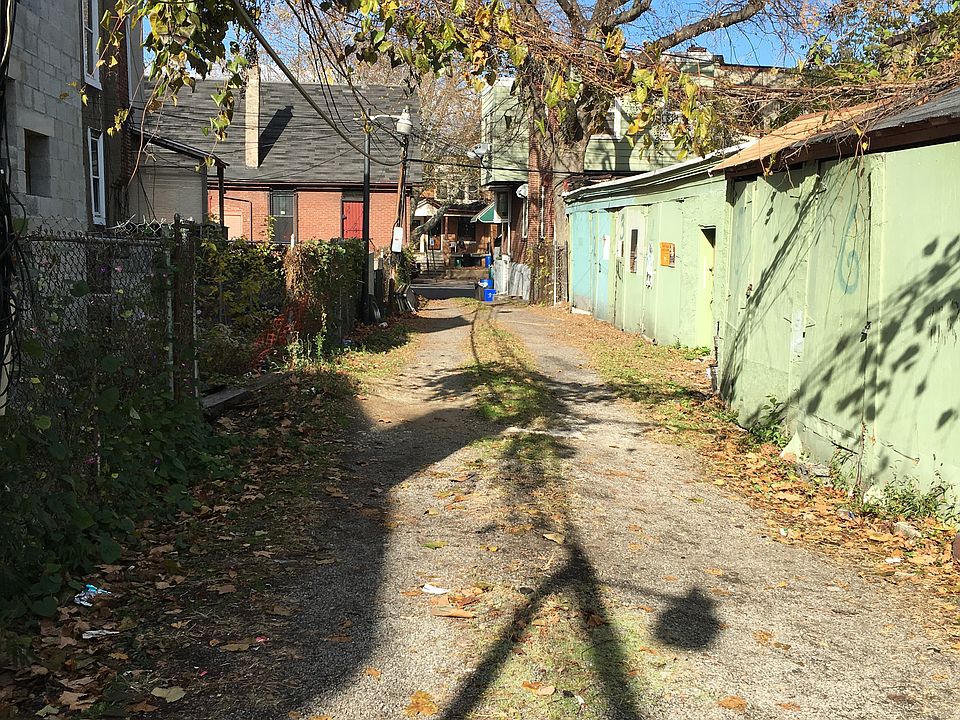 1st image of 5040R Brown St