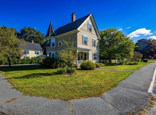 23 Maple St, Hanover, NH 03755