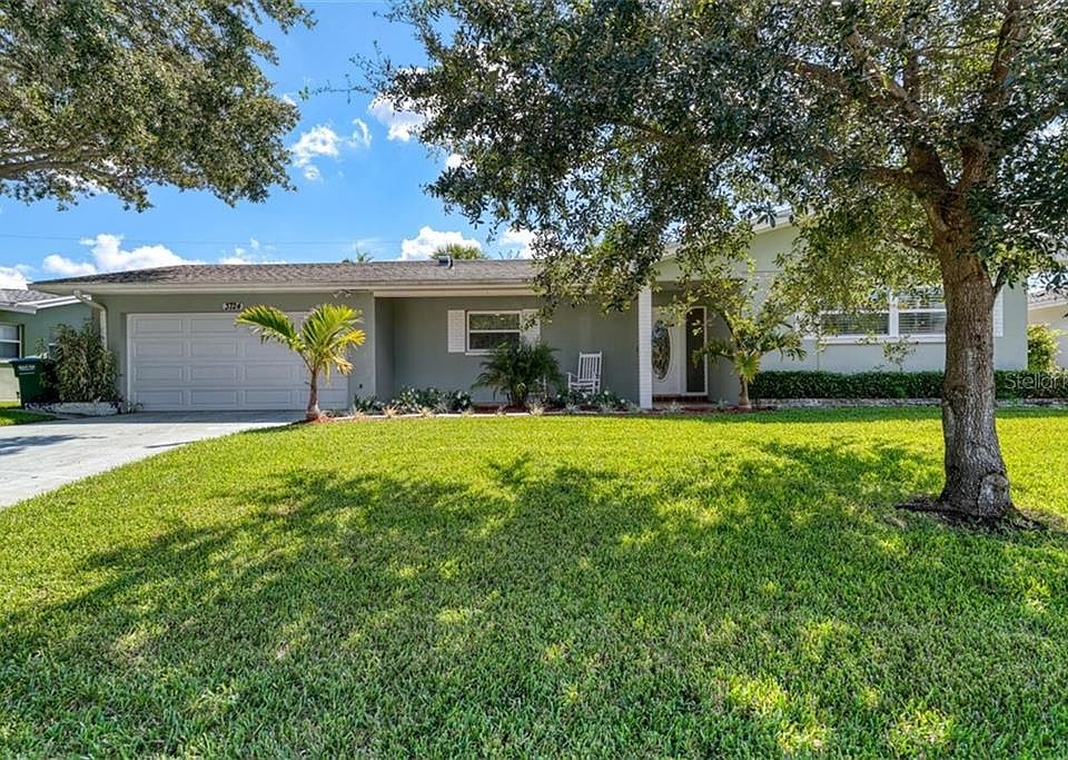 1st image of 3724 Shady Bluffs Dr