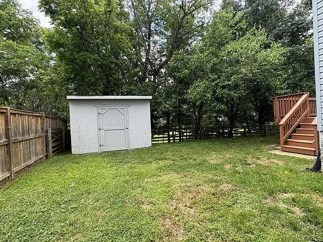 4305 Pleasant Valley Rd — Photo 23
