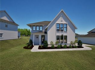 214 Firefly Ln, Opelika, AL 36804