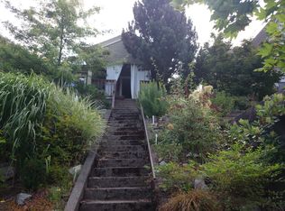 358 29th Ave, Seattle, WA 98122