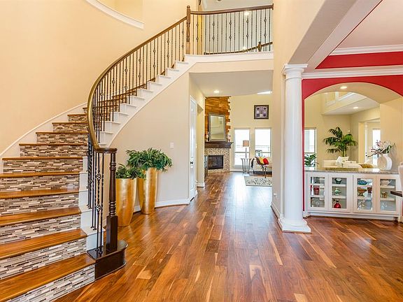 3rd image of 6506 Apsley Creek Ln