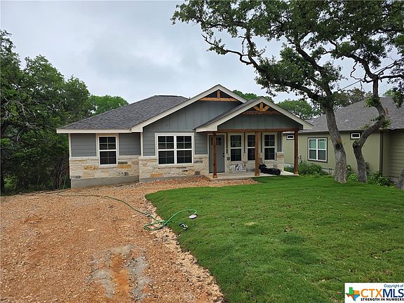 2nd image of 834 Ledgeview Dr