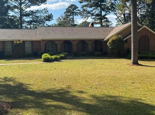 103 Poinsettia Dr, Forest, MS 39074