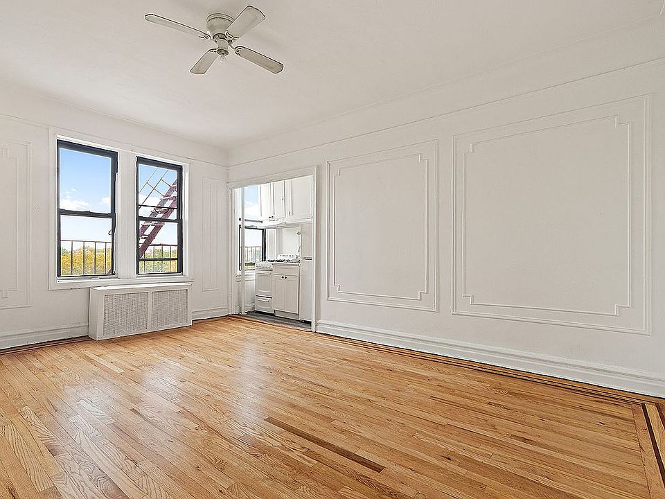 1st image of 44-14 Newtown Rd #5G