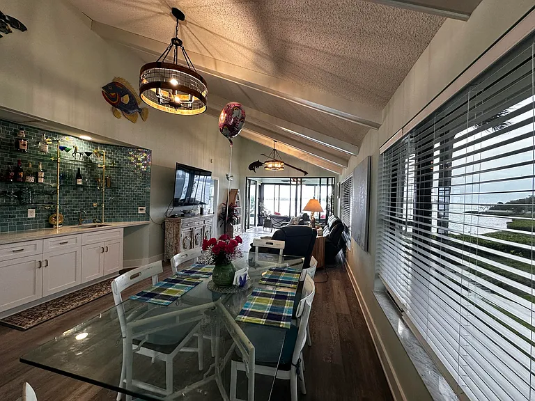 6142 SE Landing Way #16 — Photo 33