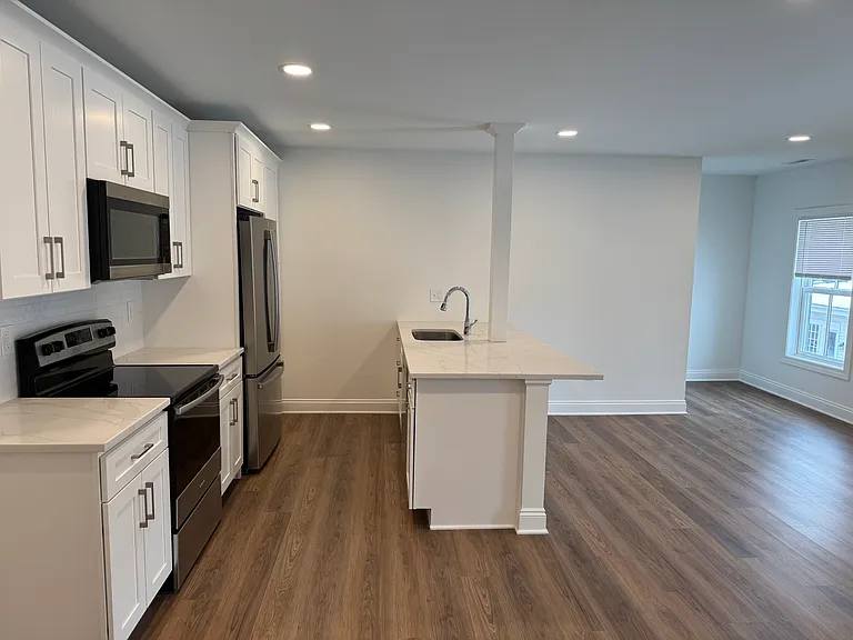 38111 W Spaulding St #3 — Photo 5
