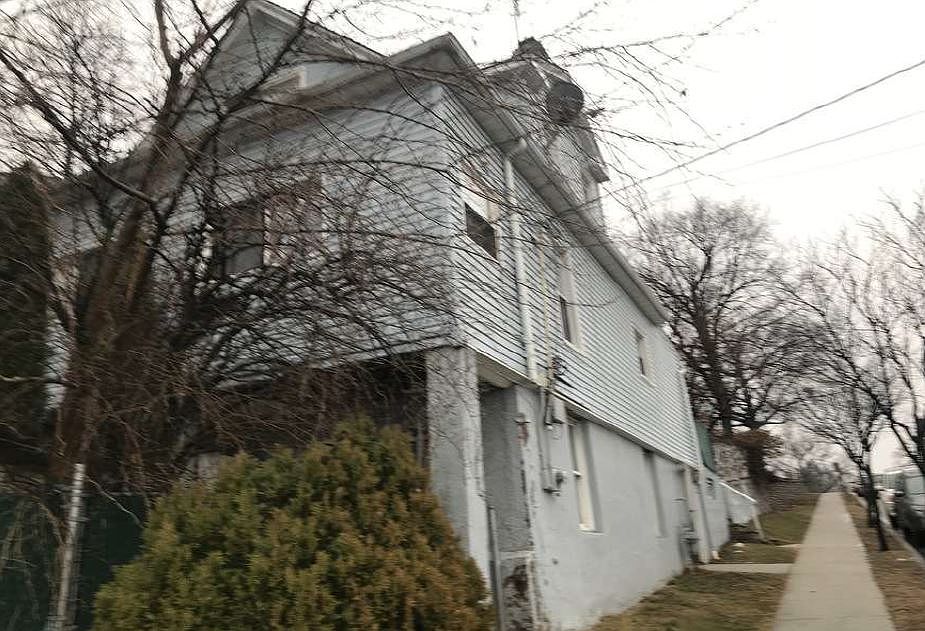 2nd image of 2 Schley St