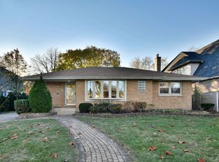724 S Fairview Ave, Elmhurst, IL 60126