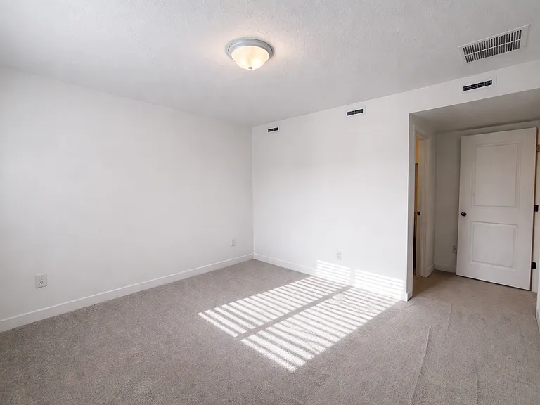 1514 W Bright Eyes Ln — Photo 10