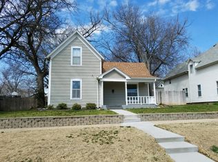 219 NE 7th St, Abilene, KS 67410