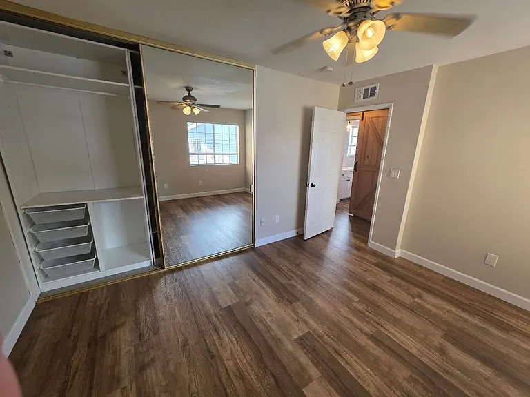 436 Lime Ave #4 — Photo 19