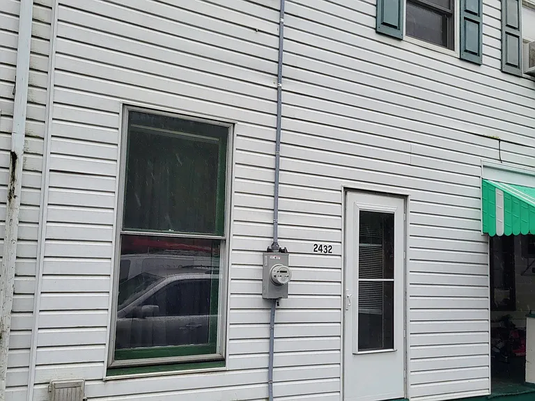 2432 Main St — Photo 1