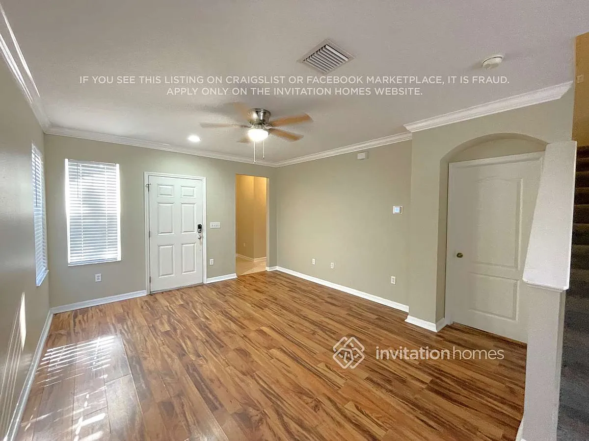 Building Photo - 10120 Perthshire Cir